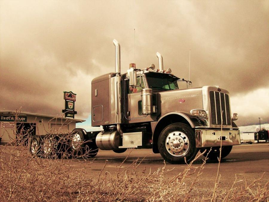  Peterbilt 389 2007 года  (фото 6 из 6)